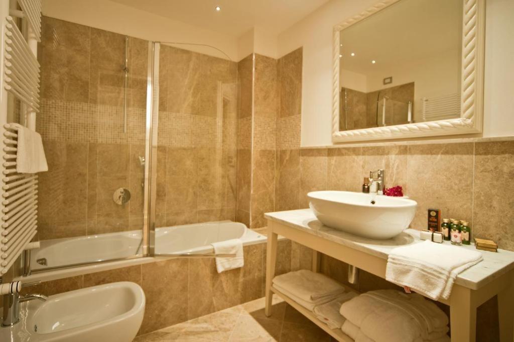 Hotel Girifalco - Nature & Relax Massa Marittima Exterior photo